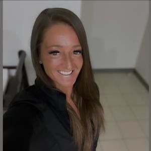 Meet your Posher, Ashlee